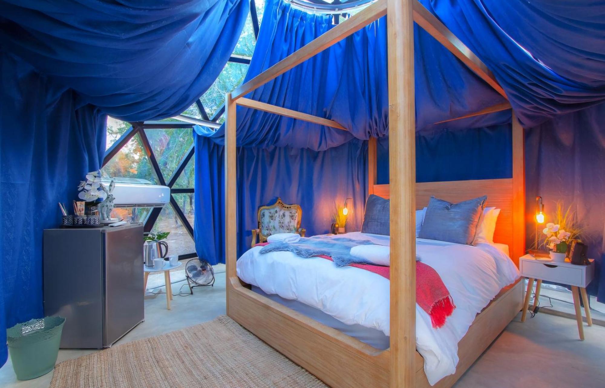 Ihlathi Glass Dome Holiday home Marloth Park